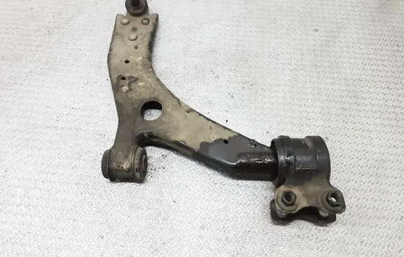 Ford Focus C-MAX Front lower control arm/wishbone