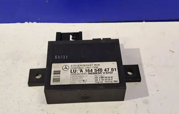 Mercedes-Benz SL R230 Tire pressure control unit A1645404701