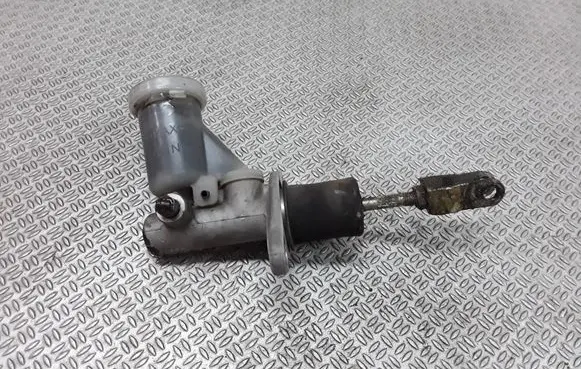 Nissan Terrano Clutch master cylinder