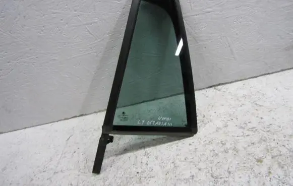 Skoda Octavia Mk3 (5E) Rear vent window glass 5E9845213K