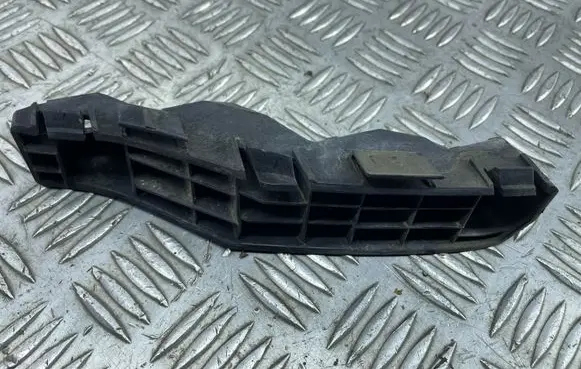 KIA Soul Front bumper mounting bracket 