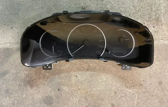 Lexus CT 200H Speedometer (instrument cluster) 8380076040