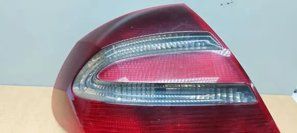 Mercedes-Benz CLK A209 C209 Rear/tail lights A2098200164