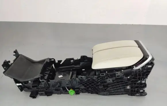 Land Rover Range Rover Velar Center console J8A214B079CB J8A2045J40AD
