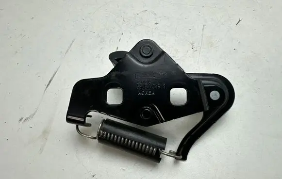 Ford Mustang V Tailgate/trunk/boot lock/catch/latch EJ7VA
