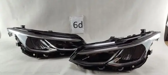 Volkswagen Golf VIII Headlights/headlamps set 
