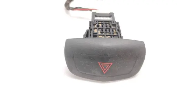 Nissan Primera Hazard light switch 06016