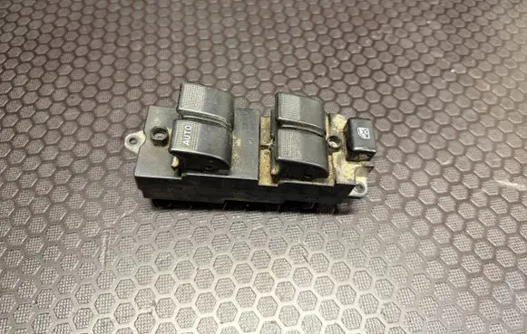 Mazda 323 F Electric window control switch BL4E66350 1181D4 C8HD192