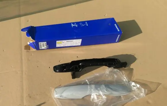 Volvo S90, V90 Front door exterior handle 39842681