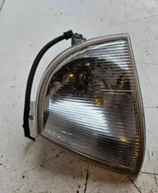 Skoda Octavia Mk1 (1U) Front indicator light 1U0953155 24617900