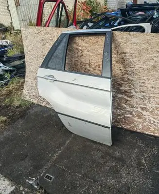 BMW X5 E53 Rear door