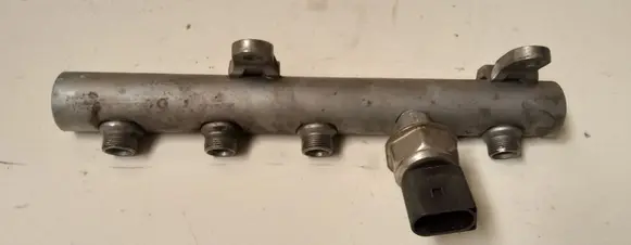 Fuel main line pipe
