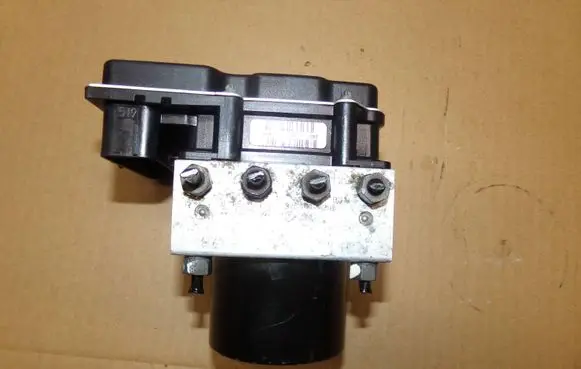 Volkswagen Fox ABS Pump 0265800468