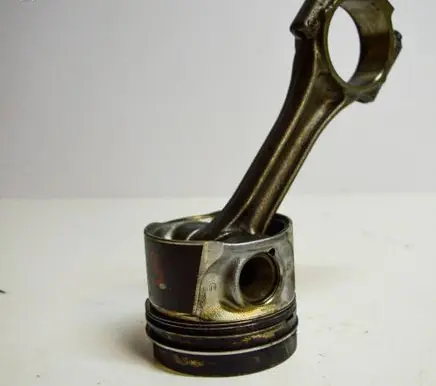 Piston