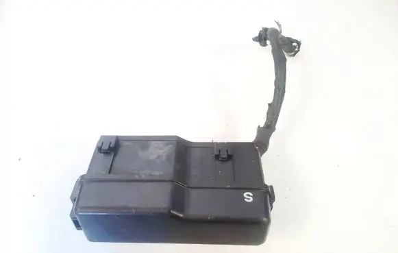 Toyota Corolla Verso AR10 Fuse box set 8386p1
