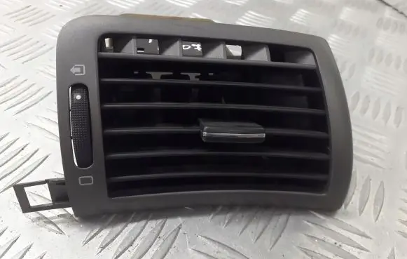 Peugeot 407 Dashboard side air vent grill/cover trim 9644589377