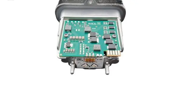 Opel Astra K Xenon control unit/module 7960311099 165111549R