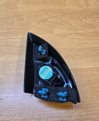 Volvo XC60 Front door high frequency speaker 30781068 30761586