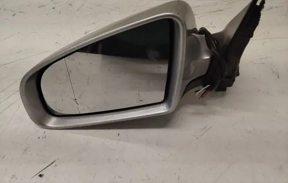 Audi A4 S4 B7 8E 8H Front door electric wing mirror 010681