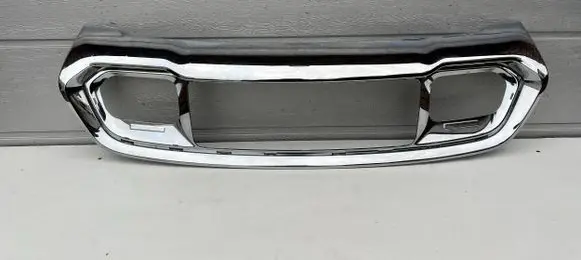 Jeep Grand Cherokee Front grill 5YL32TRMAA