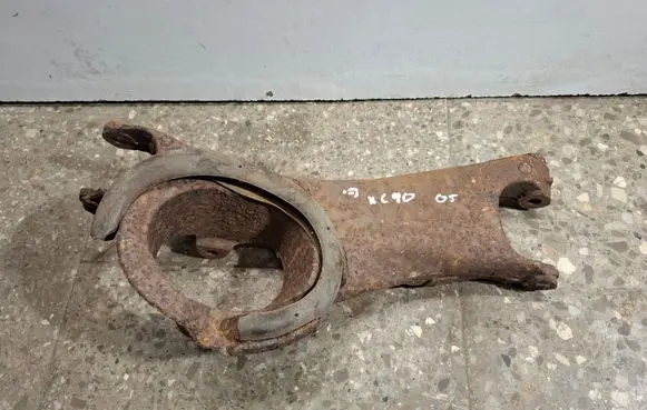 Volvo XC90 Rear upper control arm/wishbone 8666346