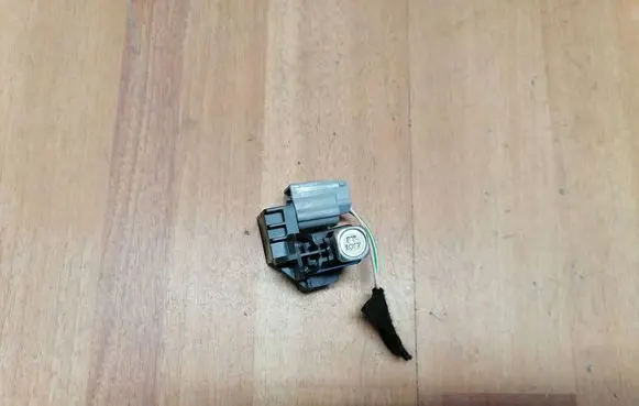 Renault Espace V (RFC) Airbag deployment crash/impact sensor 988337924R 988337713R
