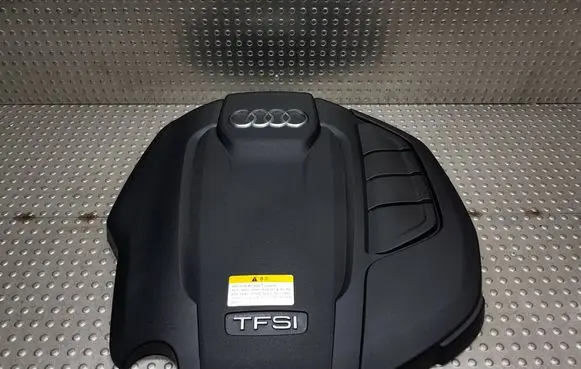 Audi A4 S4 B9 Engine cover (trim) S27720237 06L103925