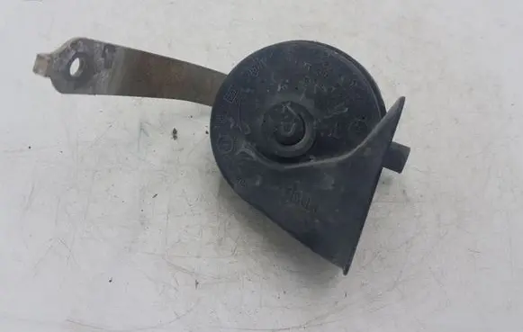 Toyota Corolla Verso E121 Horn signal 0055306