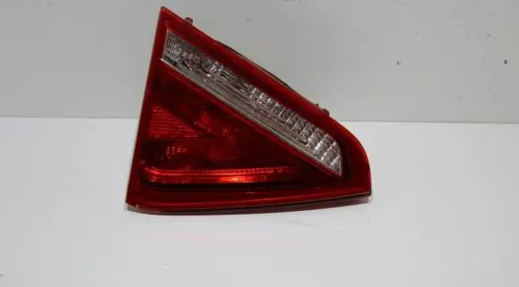 Audi A5 8T 8F Tailgate rear/tail lights 8T0945093 AU484LINKS