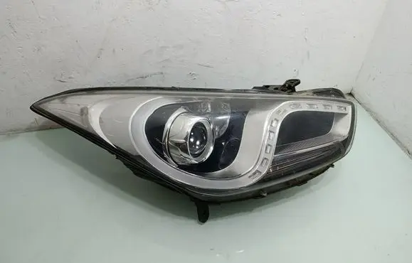 Hyundai i40 Headlight/headlamp