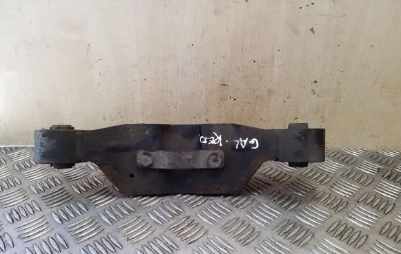 Subaru Forester SH Rear differential/diff mount bracket 