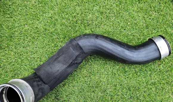 Mercedes-Benz CLS C219 Intercooler hose/pipe A2115282482 3091DB30 L03094G