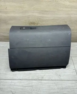 Volkswagen Caddy Glove box 2K5857097D 00107958 020030312