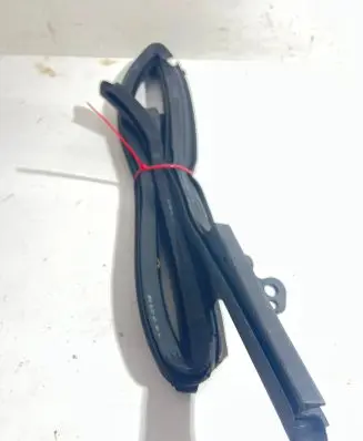 Audi A7 S7 4G Rubber seal rear door window/glass 4G8845695