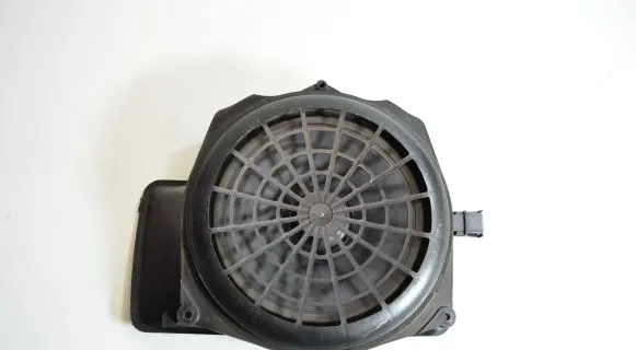 Audi A4 S4 B7 8E 8H Subwoofer speaker 8E5035412