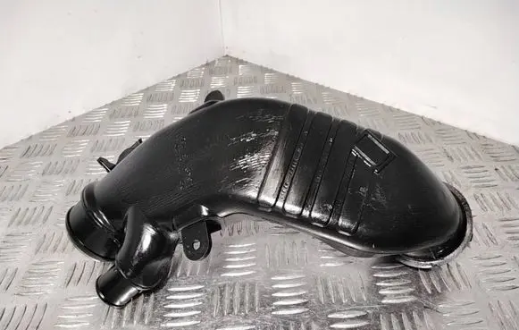 Mazda CX-7 Air intake duct part L3K913230