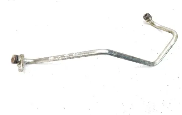 Coolant pipe/hose