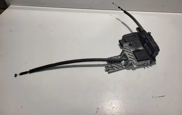 KIA Sportage Front door lock