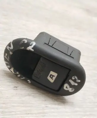 Citroen C3 Electric window control switch 96401489XT
