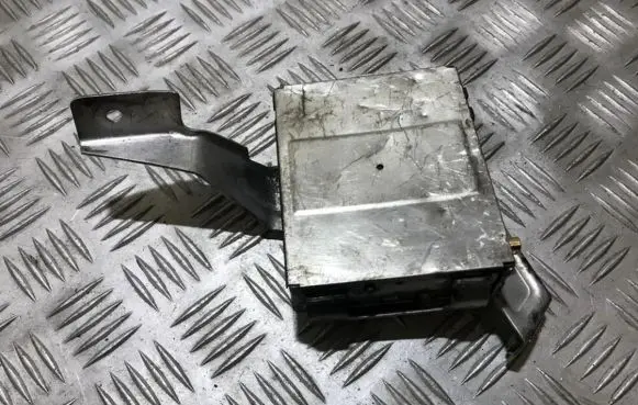 Audi A6 S6 C5 4B GPS navigation control unit/module 4b1919894a