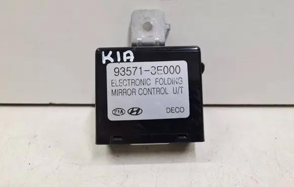 KIA Sorento Wing mirror control module 935713E000