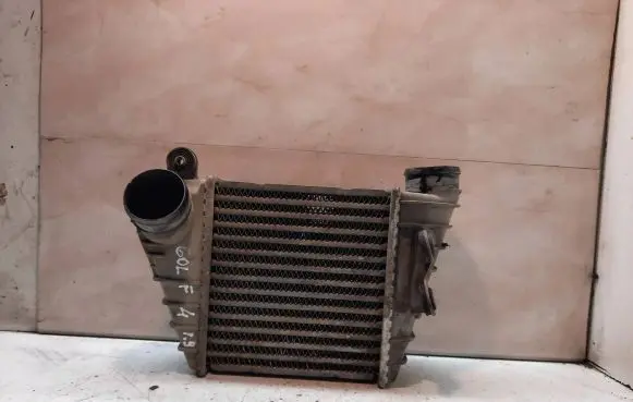 Volkswagen Golf IV Intercooler radiator 1J0145805D 862319R ZSBLLK