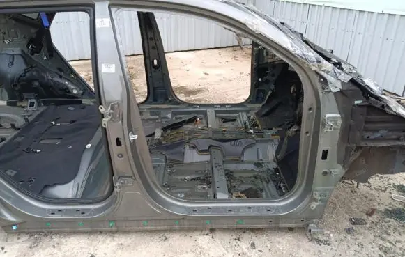 Hyundai Tucson JM Front quarter panel 