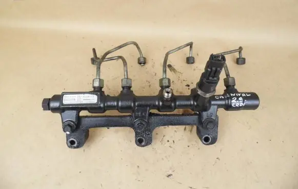 Fuel main line pipe