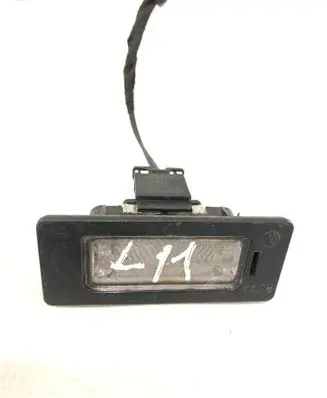 Volkswagen PASSAT B6 Number plate light