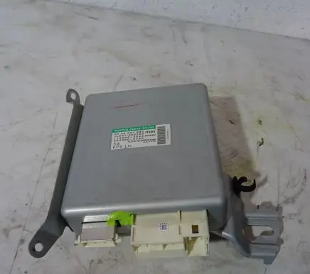 Toyota Avensis T270 Other control units/modules 89650-05100