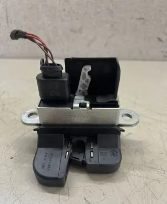 Seat Leon (5F) Tailgate/trunk/boot lock/catch/latch 5F4827505D