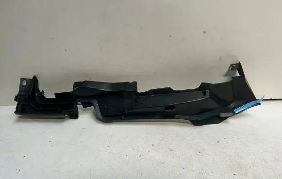 Audi A5 Fender end trim 8W6821169E
