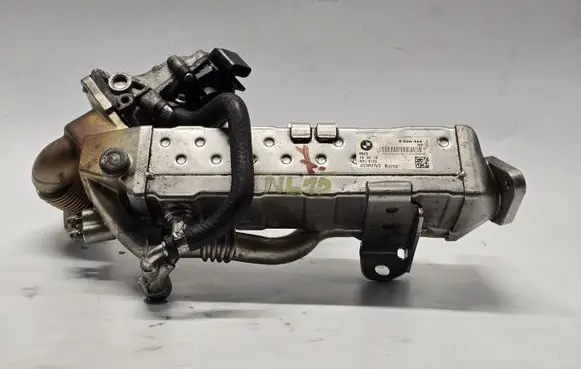 BMW 5 F10 F11 EGR valve cooler 8596444