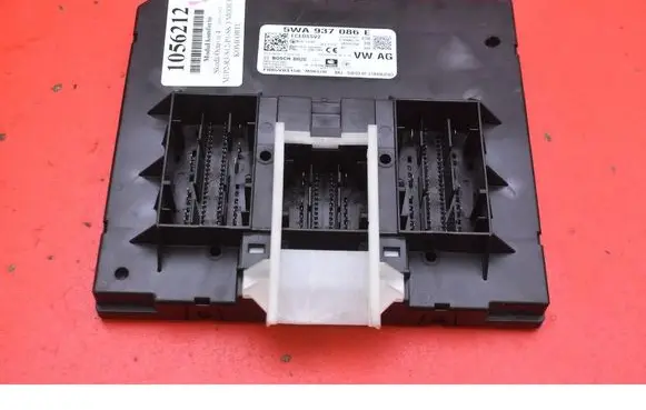 Skoda Octavia 985 Comfort/convenience module 5WA937086E